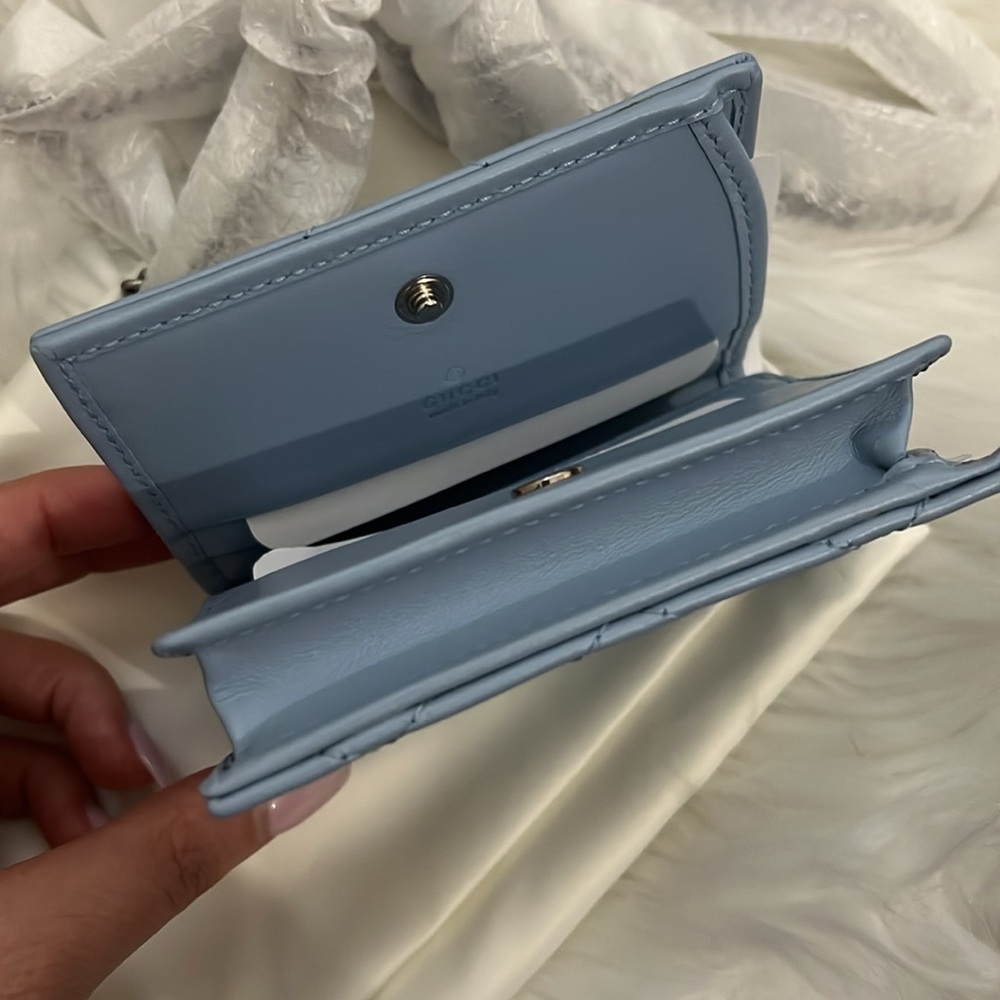 ๐ Gucci Wallet on Chair GG Marmont Mini Light Blue - Picture 10 of 14